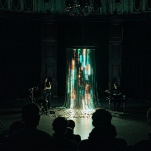 ERRO.Performance multimedia sobre sabotaje algorítmico, por Alberto Barberis y Bera Romairone
