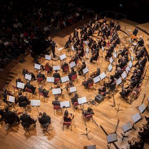Dvořák, Vaughan Williams y Ortiz de Zárate, por la Orquesta Sinfónica Nacional