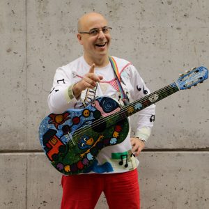 El Coro Nacional de Música Argentina, con Hugo Figueras
